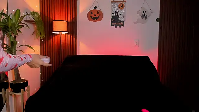 Georgina caruso online show from October 17, 2025, 9:56 am