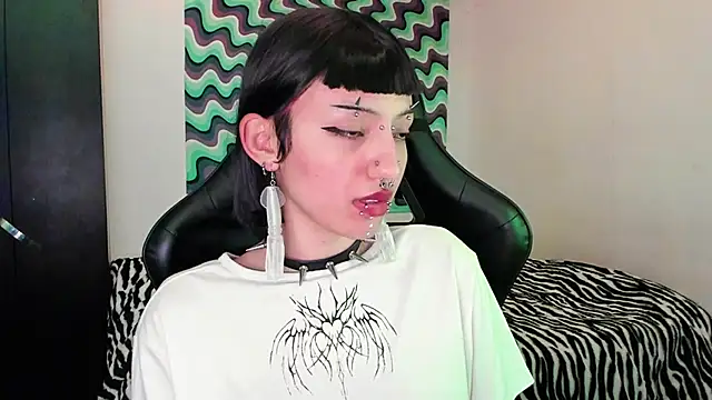 Snapshot of roxy_toxic chatting on March 15, 2025, 3:07 am roxy toxic online show from March 15, 2025, 3:07 am