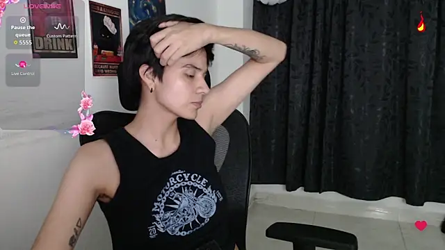 Snapshot of Dha_lia0 chatting on October 4, 2025, 2:20 am Dha lia0 online show from October 4, 2025, 2:20 am