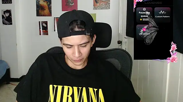 Snapshot of Dha_lia0 chatting on November 24, 2025, 11:37 pm Dha lia0 online show from November 24, 2025, 11:37 pm