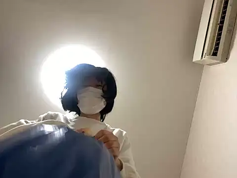 Snapshot of riri_riri_jp chatting on November 5, 2025, 10:59 am riri riri jp online show from November 5, 2025, 10:59 am