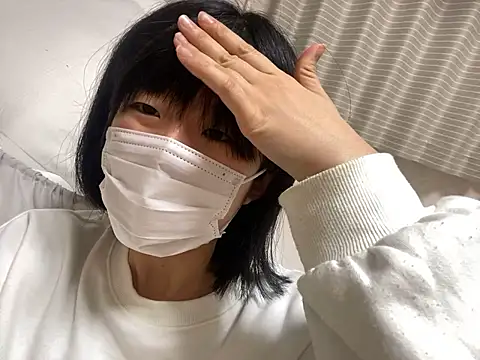 Snapshot of riri_riri_jp chatting on November 14, 2025, 10:25 am riri riri jp online show from November 14, 2025, 10:25 am