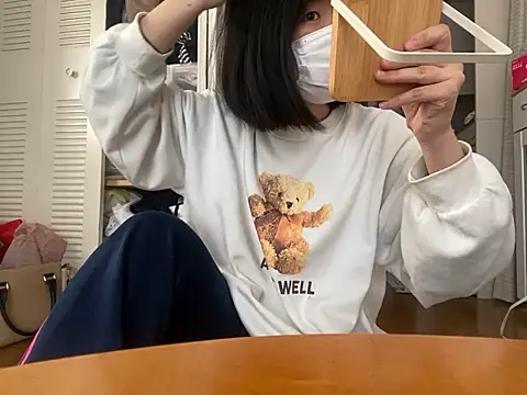 Snapshot of riri_riri_jp chatting on November 17, 2025, 5:13 am riri riri jp online show from November 17, 2025, 5:13 am