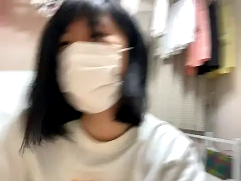 Snapshot of riri_riri_jp chatting on December 20, 2025, 10:55 am riri riri jp online show from December 20, 2025, 10:55 am