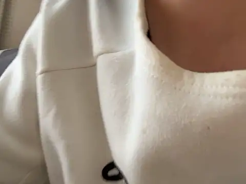 Snapshot of riri_riri_jp chatting on February 22, 2026, 5:51 am riri riri jp online show from February 22, 2026, 5:51 am