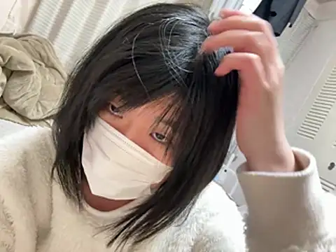 Snapshot of riri_riri_jp chatting on March 5, 2026, 2:35 pm riri riri jp online show from March 5, 2026, 2:35 pm