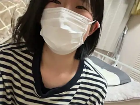 Snapshot of riri_riri_jp chatting on March 9, 2026, 1:59 pm riri riri jp online show from March 9, 2026, 1:59 pm