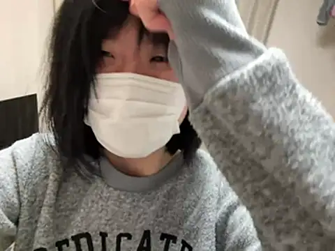 Snapshot of riri_riri_jp chatting on March 10, 2026, 9:47 am riri riri jp online show from March 10, 2026, 9:47 am