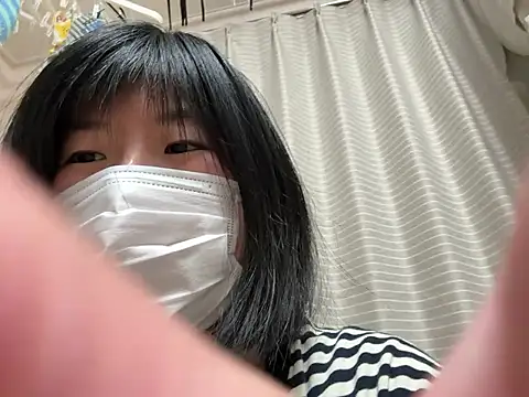 Snapshot of riri_riri_jp chatting on March 11, 2026, 1:39 pm riri riri jp online show from March 11, 2026, 1:39 pm