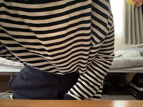 Snapshot of riri_riri_jp chatting on March 20, 2026, 3:00 am riri riri jp online show from March 20, 2026, 3:00 am