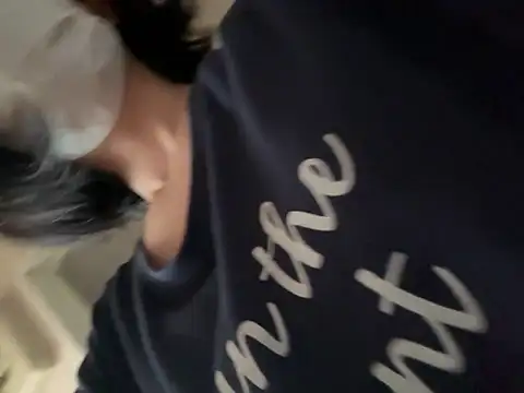 Snapshot of riri_riri_jp chatting on July 5, 2026, 11:56 pm riri riri jp online show from July 5, 2026, 11:56 pm