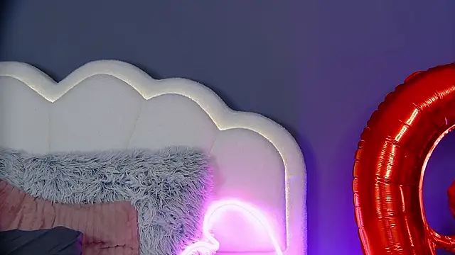 Snapshot of PatriciaSpice chatting on February 14, 2026, 5:37 am PatriciaSpice online show from February 14, 2026, 5:37 am