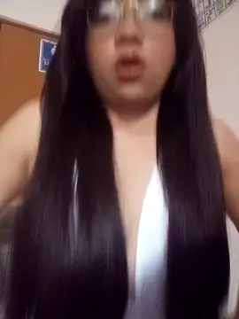 Snapshot of criscrispdv chatting on March 2, 2026, 11:22 pm criscrispdv online show from March 2, 2026, 11:22 pm