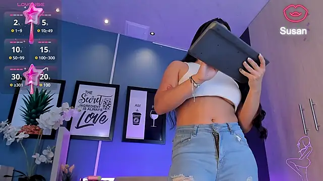 Snapshot of ValeriaOrtega chatting on February 24, 2025, 2:04 pm ValeriaOrtega online show from February 24, 2025, 2:04 pm