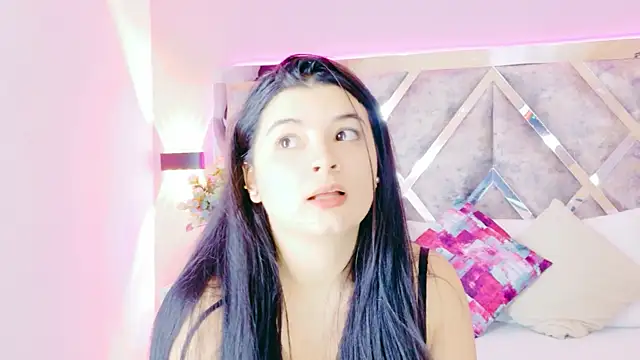 Snapshot of ValeriaOrtega chatting on October 16, 2025, 12:06 pm ValeriaOrtega online show from October 16, 2025, 12:06 pm