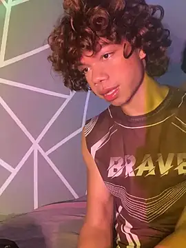 Snapshot of DanteAndKyle chatting on February 4, 2026, 11:42 pm DanteAndKyle online show from February 4, 2026, 11:42 pm