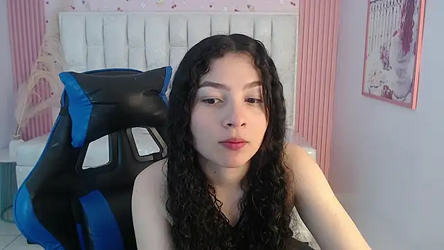 shalon diaz s online show from October 13, 2025, 8:09 pm