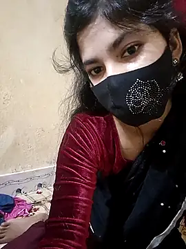 Hot couple 1 online show from October 6, 2025, 11:18 am