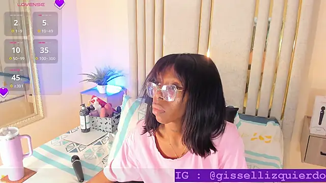 Snapshot of Liincostelloo chatting on September 8, 2025, 7:35 pm Liincostelloo online show from September 8, 2025, 7:35 pm