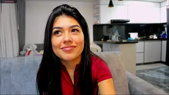 1lubonnie online show from February 5, 2026, 2:16 am