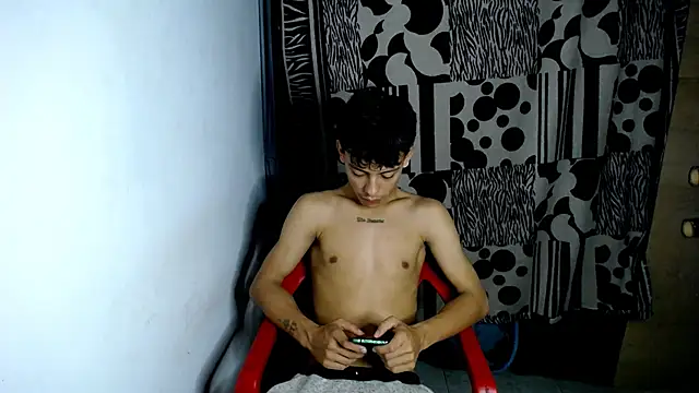 Maicol Garcia online show from January 26, 2025, 5:02 am