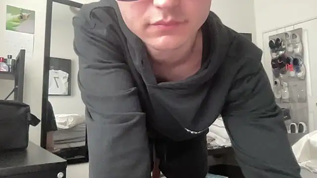 Snapshot of ryan_28747 chatting on October 26, 2025, 8:15 pm ryan 28747 online show from October 26, 2025, 8:15 pm