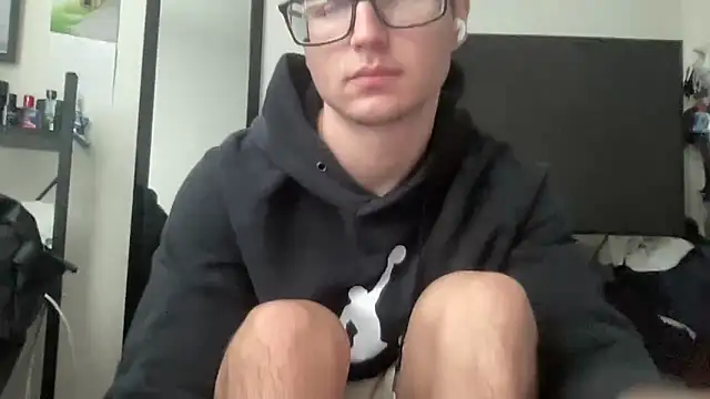 Snapshot of ryan_28747 chatting on December 3, 2025, 8:18 pm ryan 28747 online show from December 3, 2025, 8:18 pm