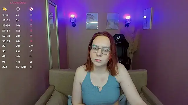 Snapshot of _candy__sweet__ chatting on February 5, 2025, 10:51 am candy sweet online show from February 5, 2025, 10:51 am