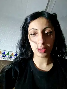 majdolin78 online show from February 21, 2025, 7:21 pm