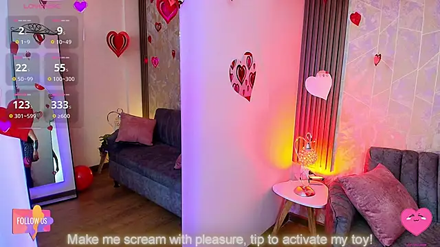 Aurora thomas  1 online show from February 19, 2025, 11:28 am