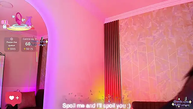 Aurora thomas  1 online show from February 25, 2025, 10:47 am