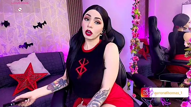 Aurora thomas  1 online show from November 15, 2025, 3:48 am