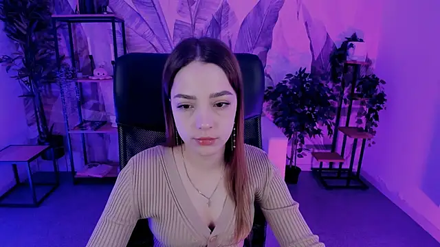 PamBeesly online show from March 13, 2025, 11:30 am