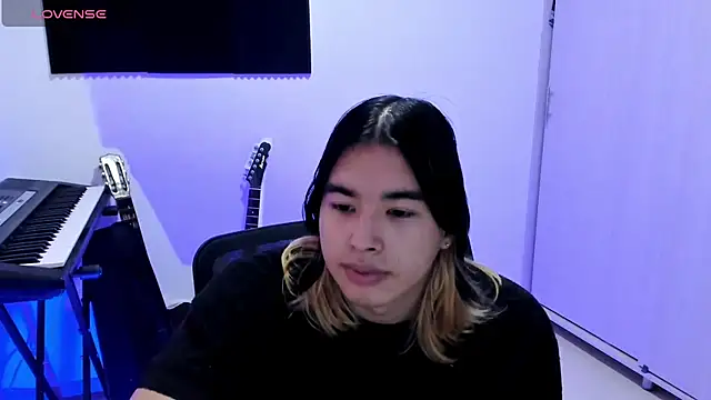 Snapshot of JordiWilld chatting on February 18, 2025, 10:03 pm JordiWilld online show from February 18, 2025, 10:03 pm