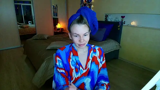 ReginaSparkle online show from March 5, 2025, 3:08 am