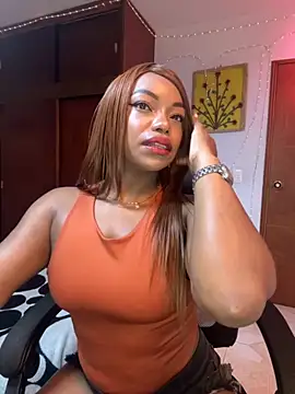 SaraYedid17 online show from December 2, 2025, 7:25 am