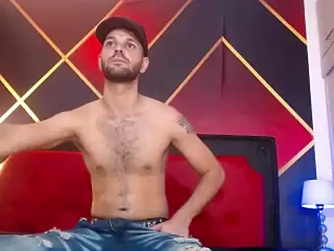 Cristian white online show from February 9, 2025, 7:19 pm