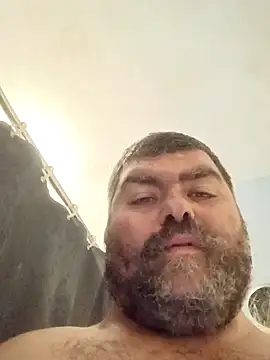 Rcraigue4 online show from October 13, 2025, 10:32 pm