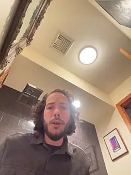 Prolapse Pig online show from November 13, 2025, 7:24 pm