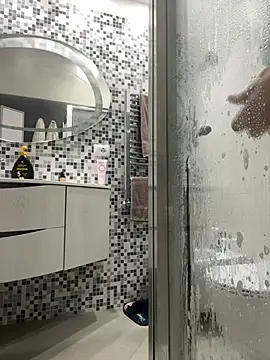 Snapshot of Greeneyes0820 chatting on February 1, 2025, 2:13 pm Greeneyes0820 online show from February 1, 2025, 2:13 pm