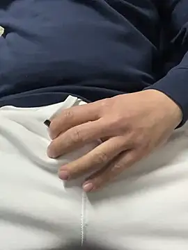 Snapshot of Greeneyes0820 chatting on March 6, 2025, 11:47 am Greeneyes0820 online show from March 6, 2025, 11:47 am