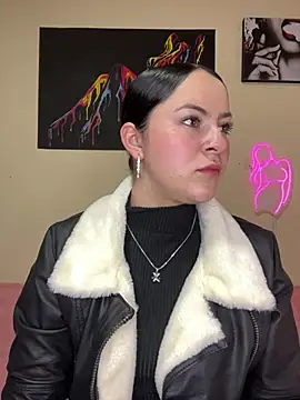 Emmie Hot online show from February 15, 2025, 12:01 pm