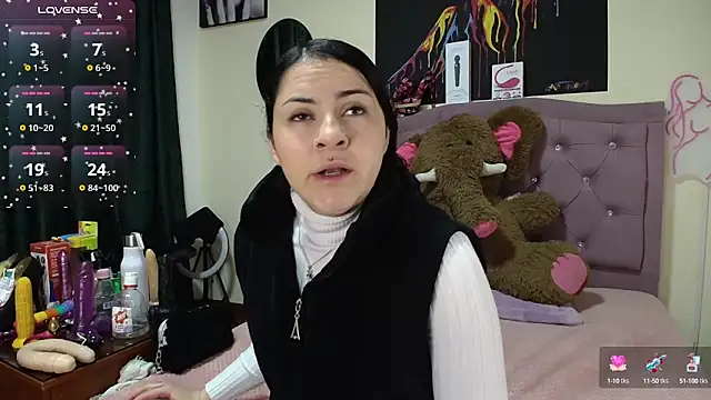 Emmie Hot online show from September 9, 2025, 11:54 am