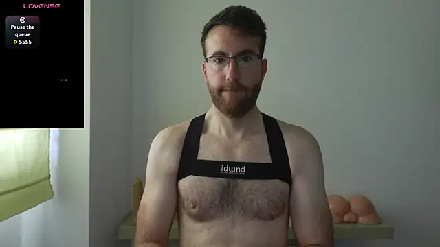 Snapshot of machohiberiko chatting on February 8, 2026, 9:02 am machohiberiko online show from February 8, 2026, 9:02 am