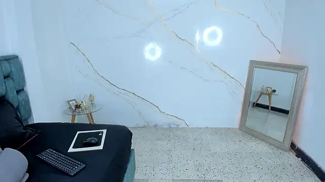 Snapshot of fierygroup chatting on December 16, 2025, 12:26 am fierygroup online show from December 16, 2025, 12:26 am