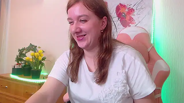 Snapshot of MarthaSimons chatting on May 15, 2026, 4:19 am MarthaSimons online show from May 15, 2026, 4:19 am