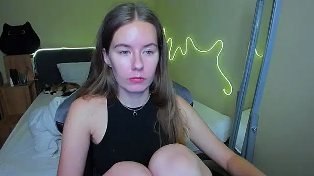 EmilyPaw online show from November 22, 2025, 7:13 pm