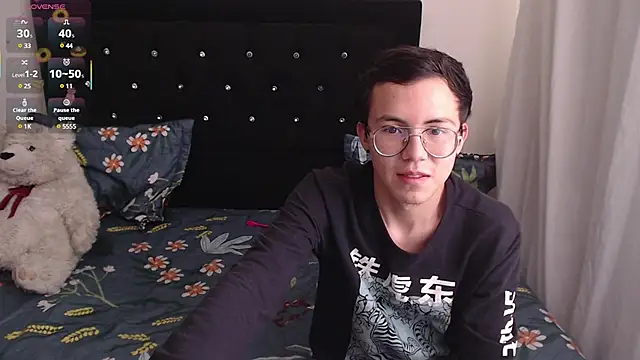 Tina 4 Charlie online show from February 20, 2025, 4:14 pm