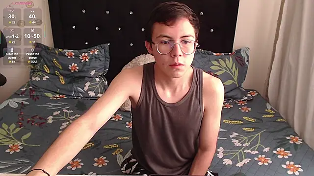 Tina 4 Charlie online show from February 27, 2025, 3:48 pm