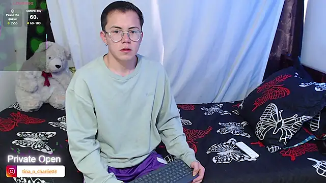 Tina 4 Charlie online show from September 20, 2025, 1:23 pm